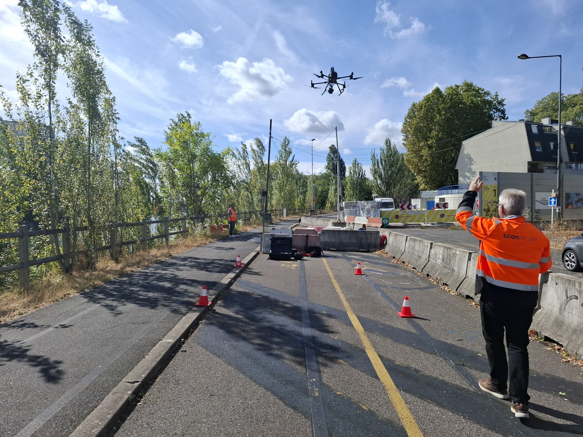 Équipe Scandrone lors d’une mission Drone LiDAR